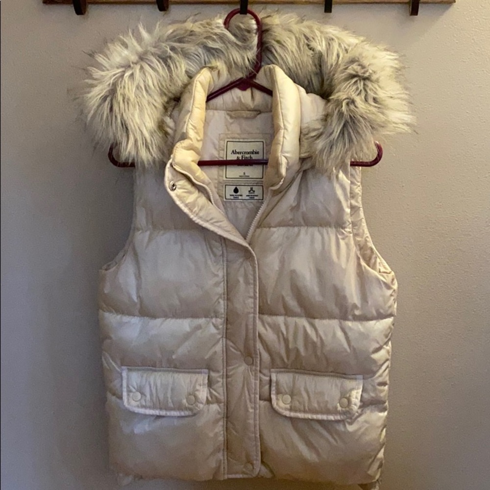Abercrombie Puffer Vest